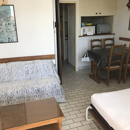 Cosy Proche Richelieu Avec Balcon, Piscine Et Parking - Fr-1-723-158 *